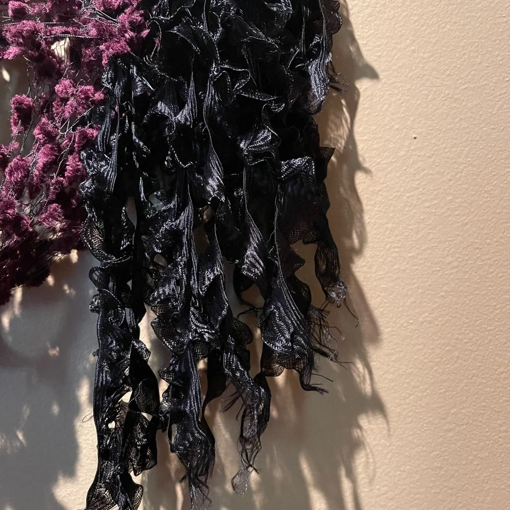 Scarf is piece of art - Picture 5 of 6